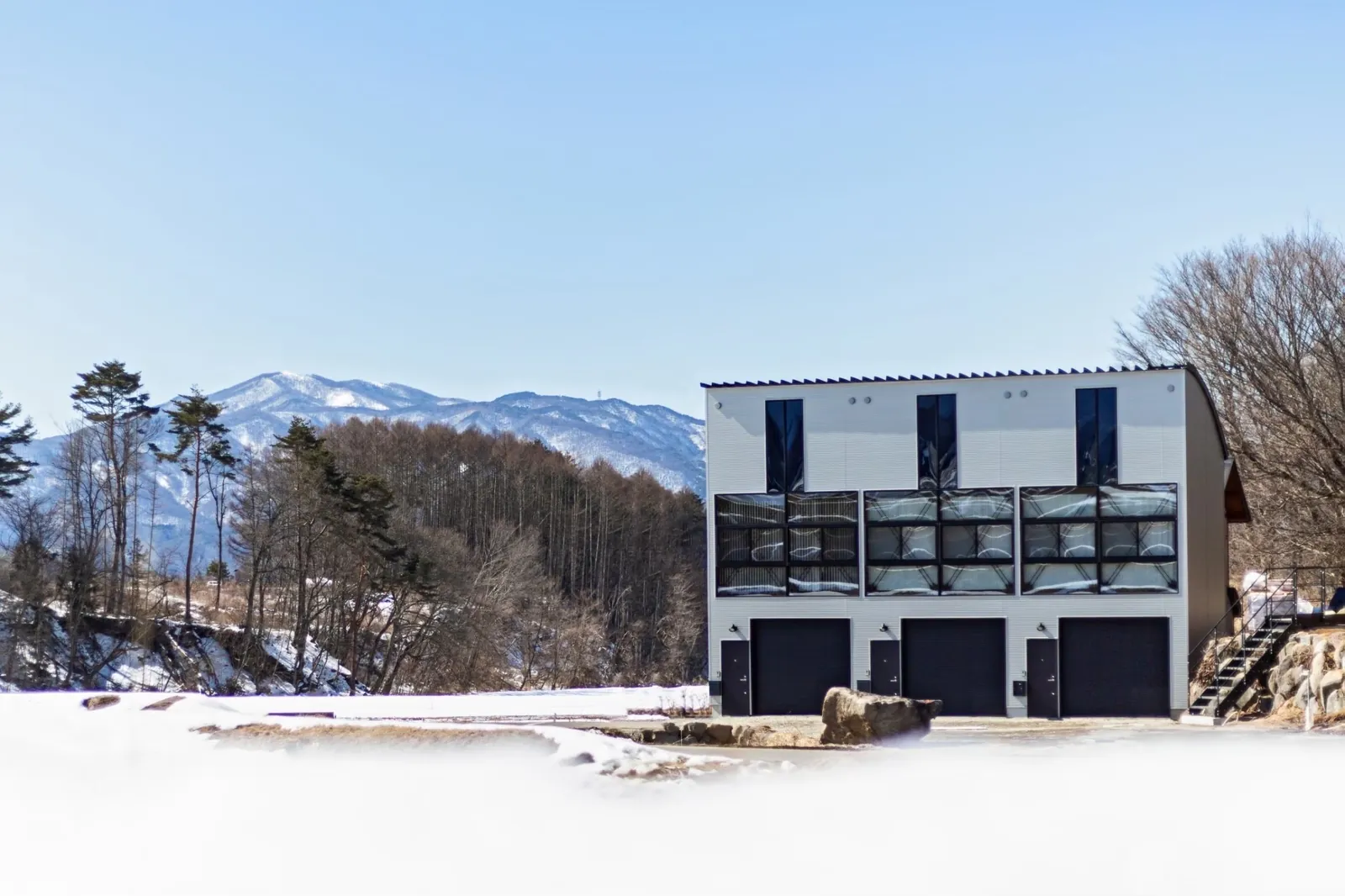 NAWATETSU in the snow